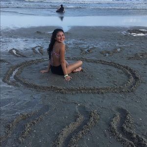 Meet your Posher, Sarai